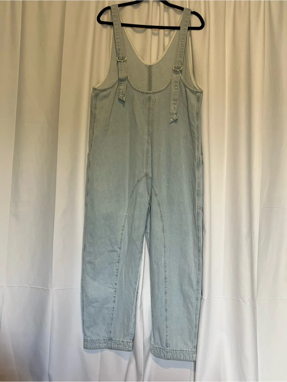 Free People We The Free High Roller Denim Jumpsuit M Light Wash Slouchy Relaxed - Picture 3 of 12